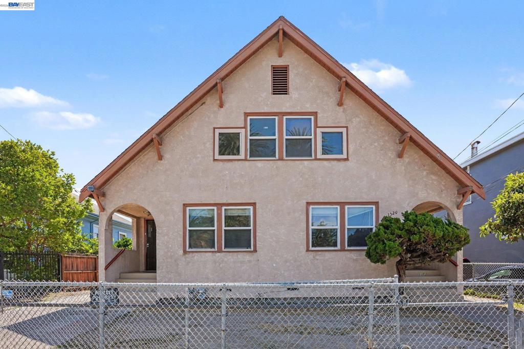 1520 51St Ave Property Photo 1