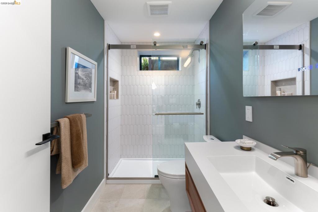 1409 Scenic Ave Property Photo 24