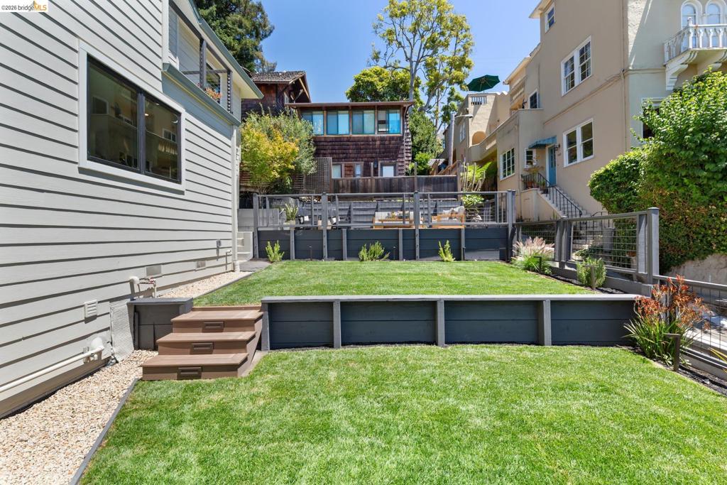 1409 Scenic Ave Property Photo 48
