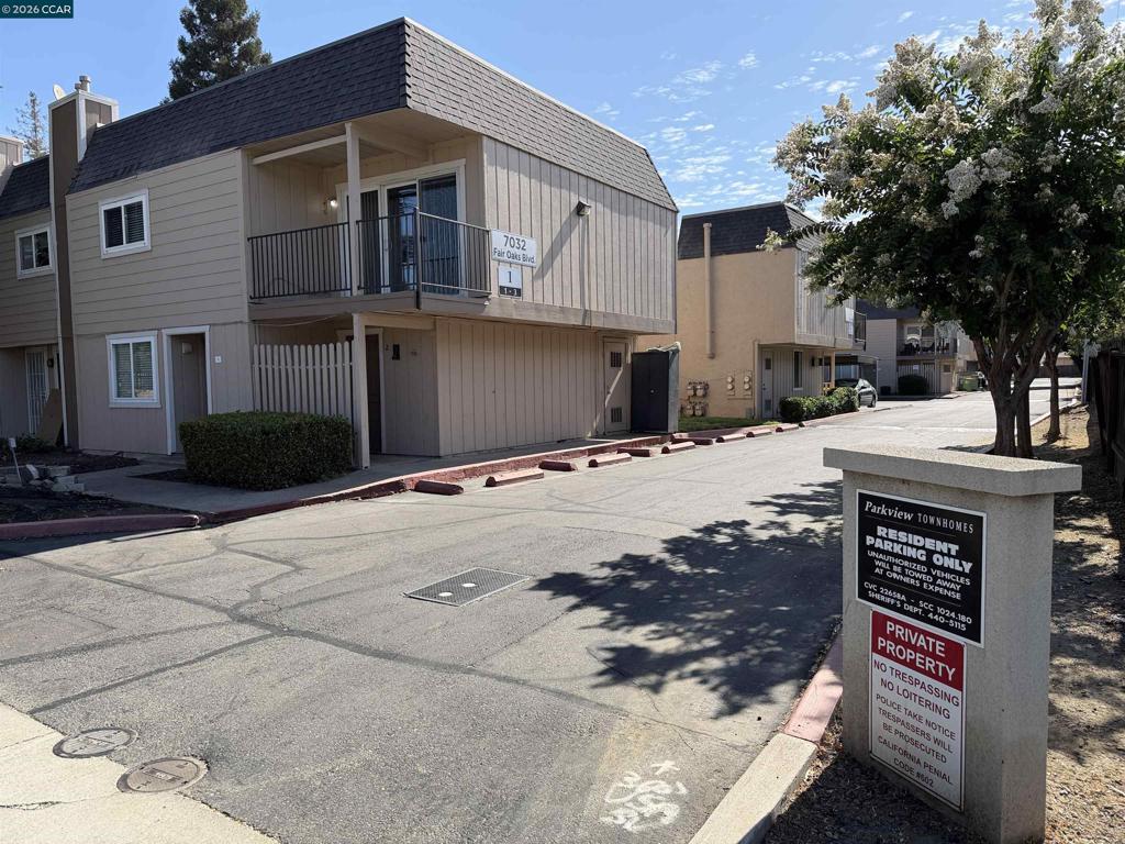 7032 Fair Oaks Blvd Property Photo 1