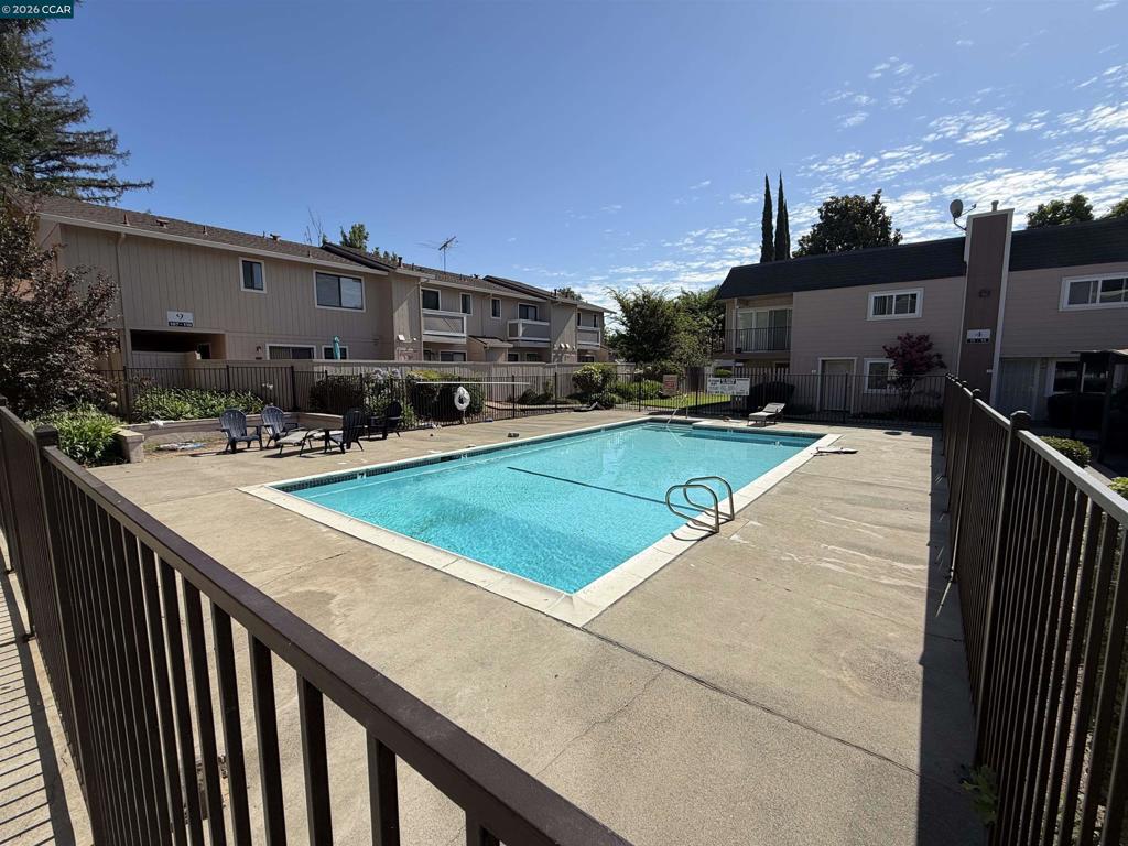 7032 Fair Oaks Blvd Property Photo 4