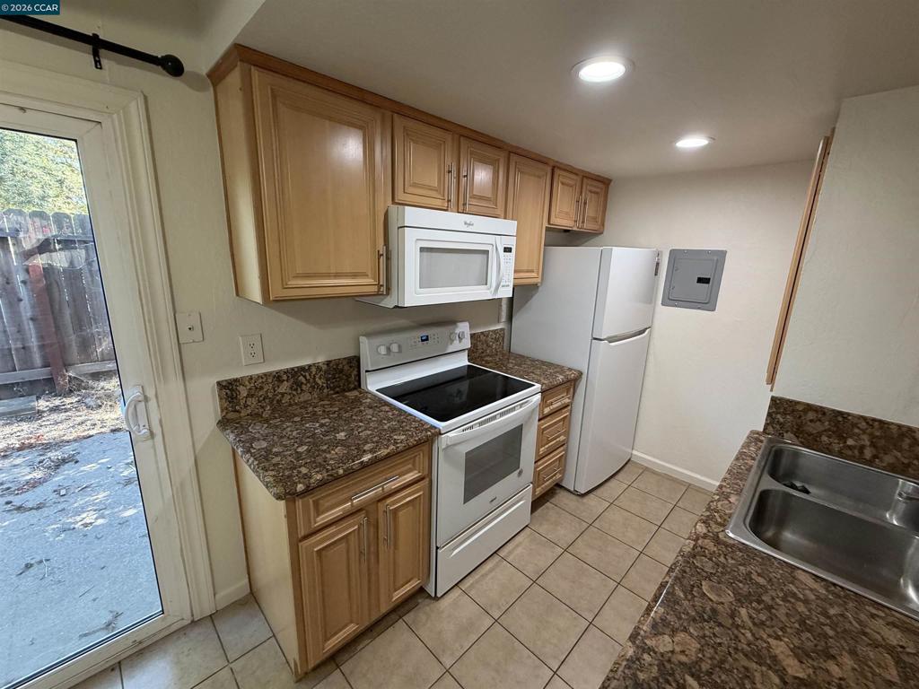 7032 Fair Oaks Blvd Property Photo 12