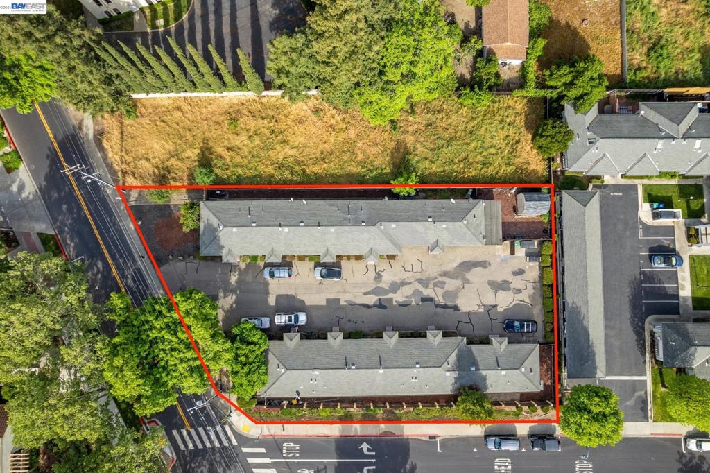 187 Old Bernal Ave Property Photo 2