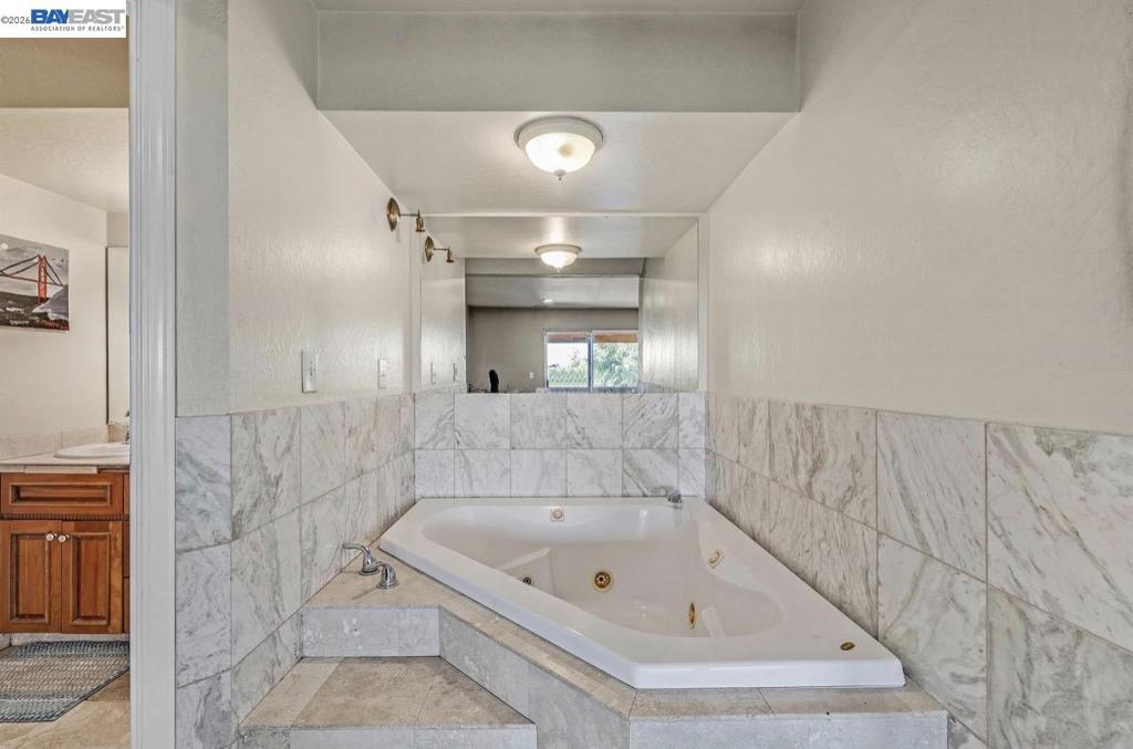 28016 Whitestone Ct Property Photo 22