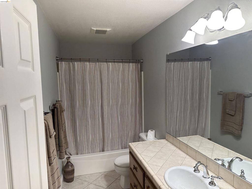 1472 Willow Lake Road Property Photo 12