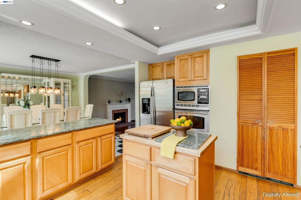 259 Segovia Place Property Photo 36