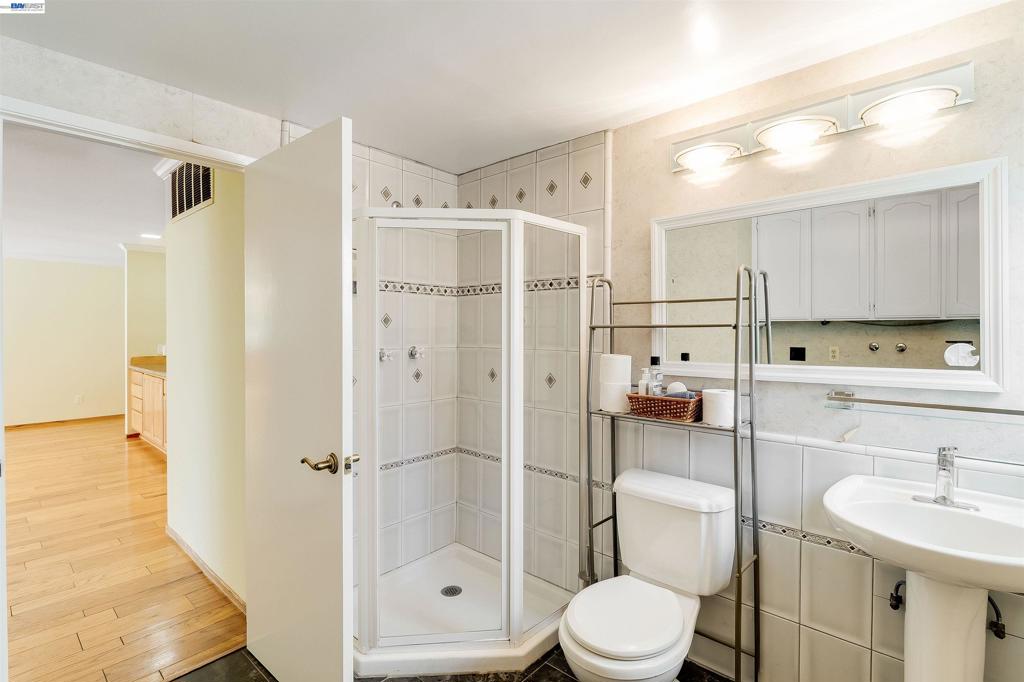 259 Segovia Place Property Photo 44