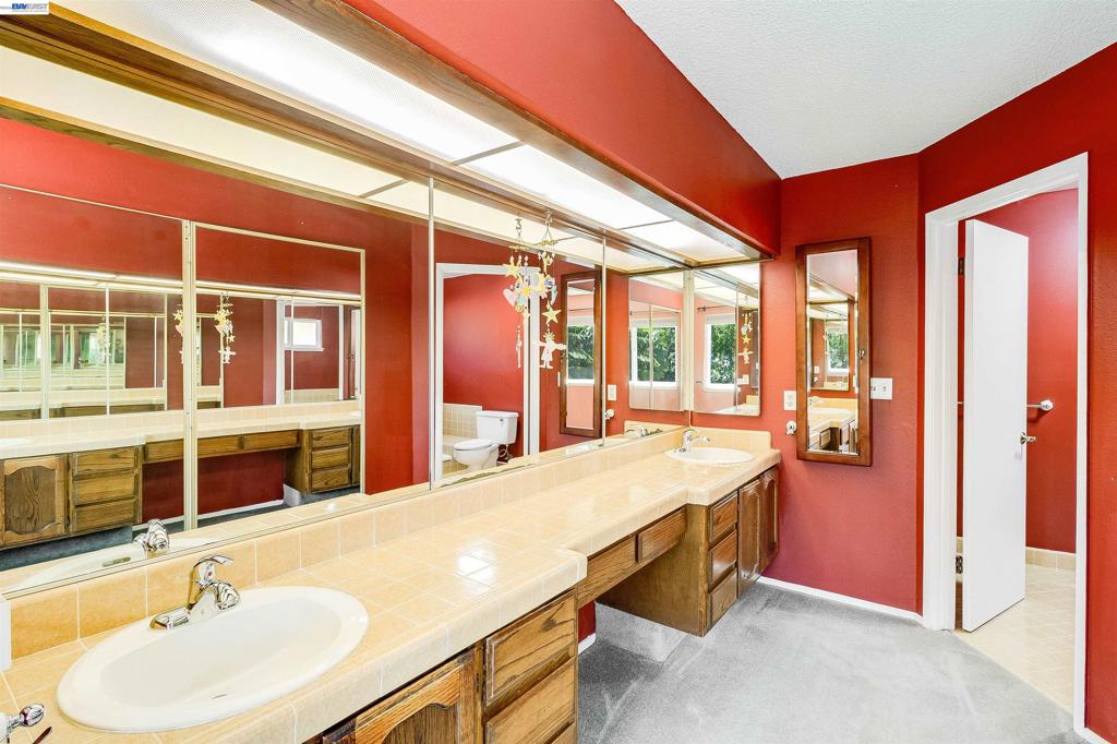 259 Segovia Place Property Photo 61