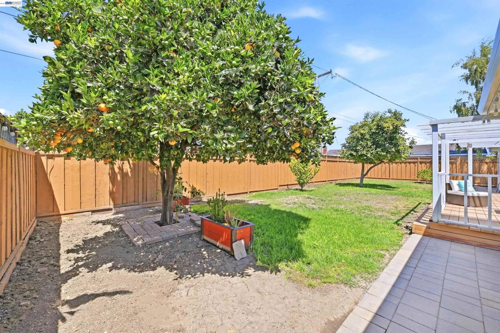 5353 Sayre Ave Property Photo 37