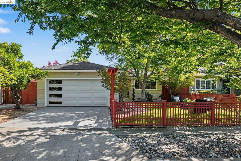 5308 Gatewood Ln Property Photo 1