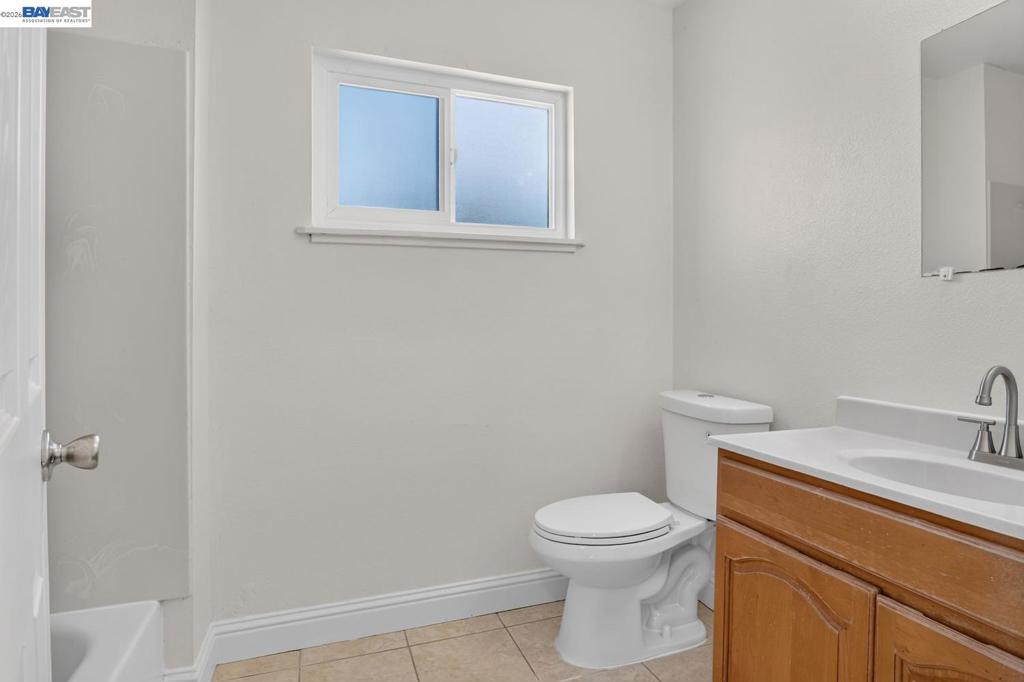 2024 Thompson Ln Property Photo 51