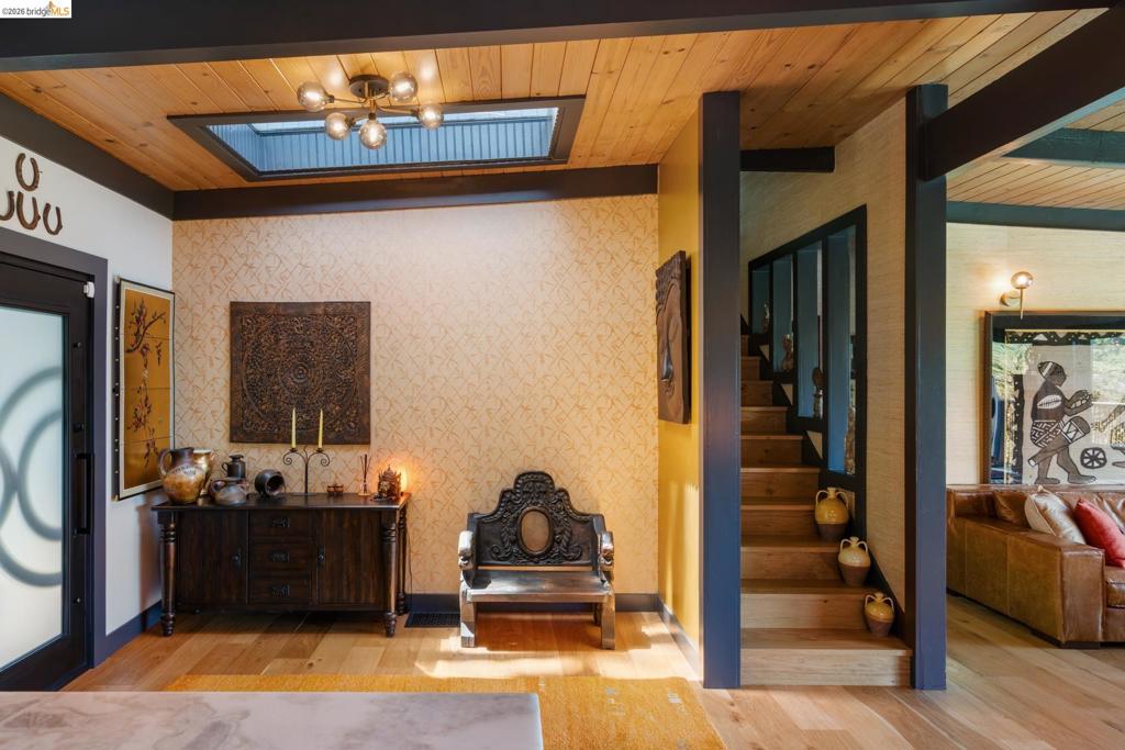 6341 Longcroft Property Photo 4