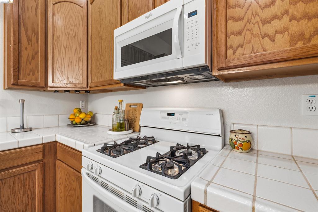 1676 Hickam Cir Property Photo 15