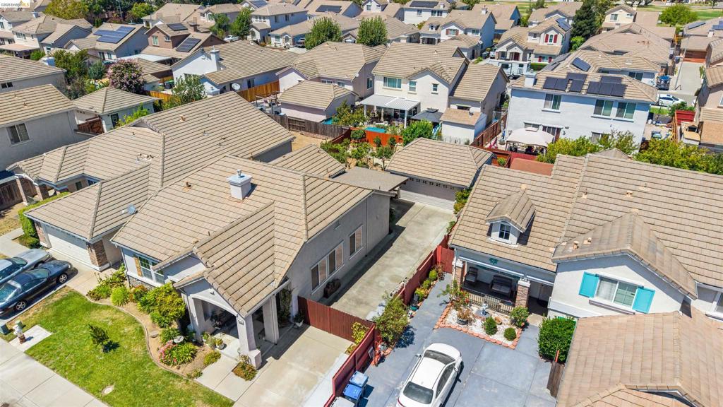 1676 Hickam Cir Property Photo 39