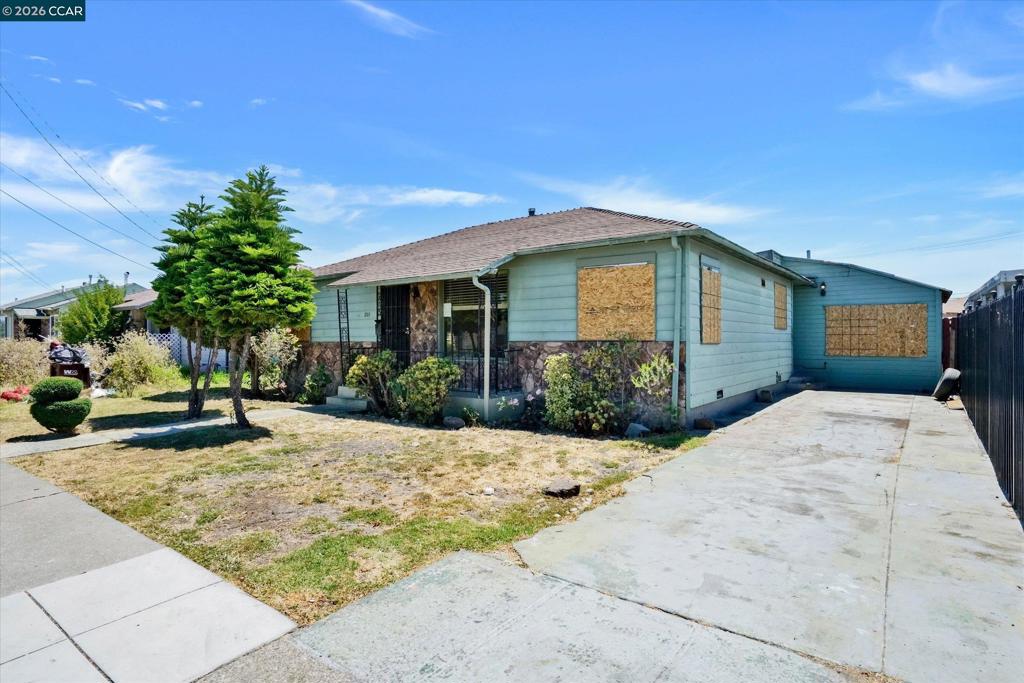 226 Tunis Rd Property Photo 1