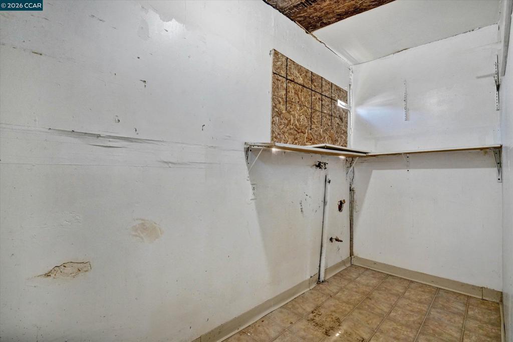 226 Tunis Rd Property Photo 13