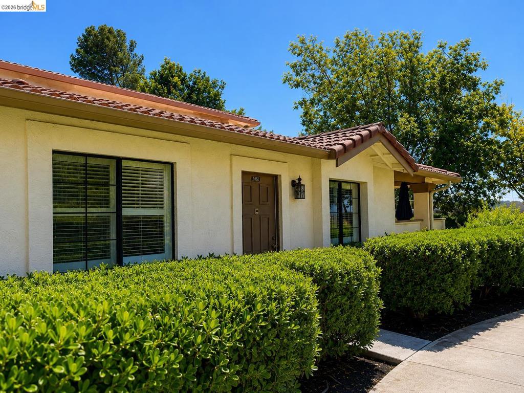 5452 Colony Field Dr Property Photo 1