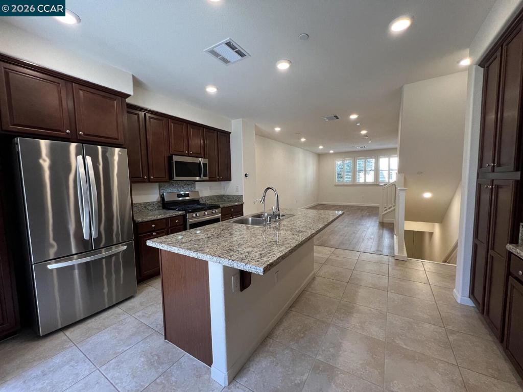 2762 Ferrara Cir Property Photo 11