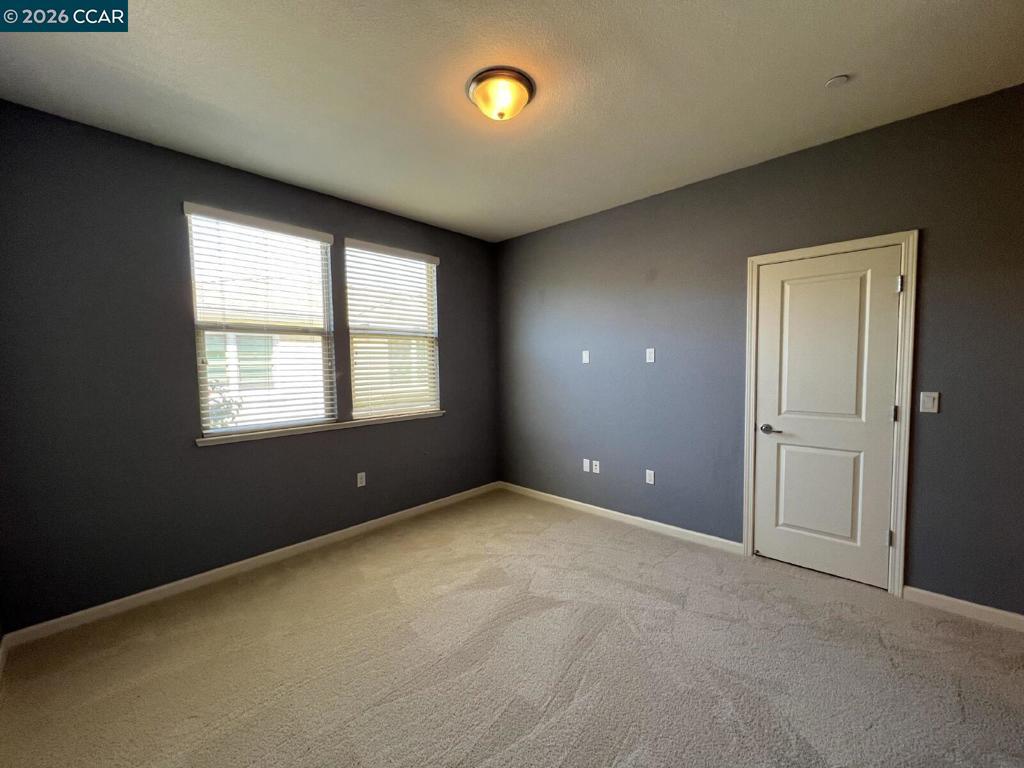 2762 Ferrara Cir Property Photo 26