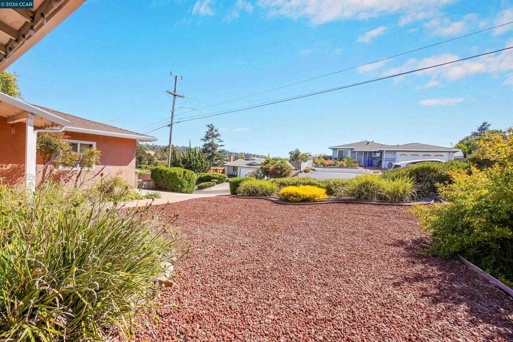 2908 Sargent Ave Property Photo 10