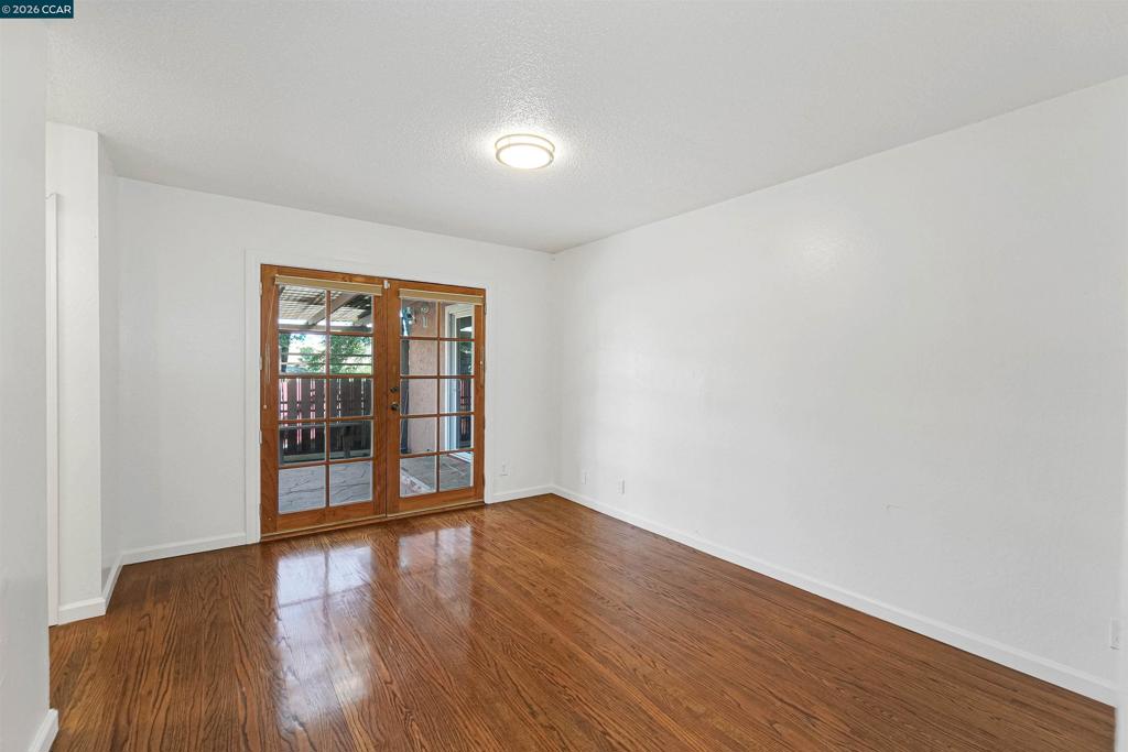 2908 Sargent Ave Property Photo 41