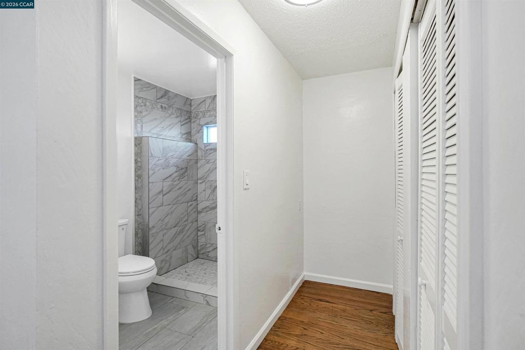 2908 Sargent Ave Property Photo 43