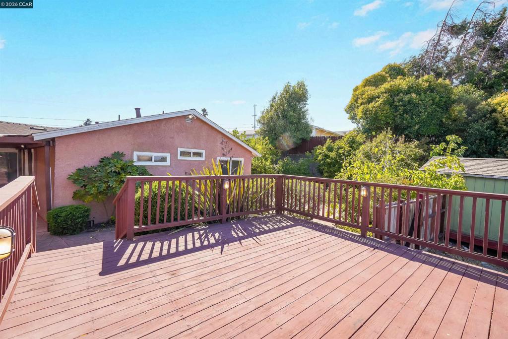 2908 Sargent Ave Property Photo 61