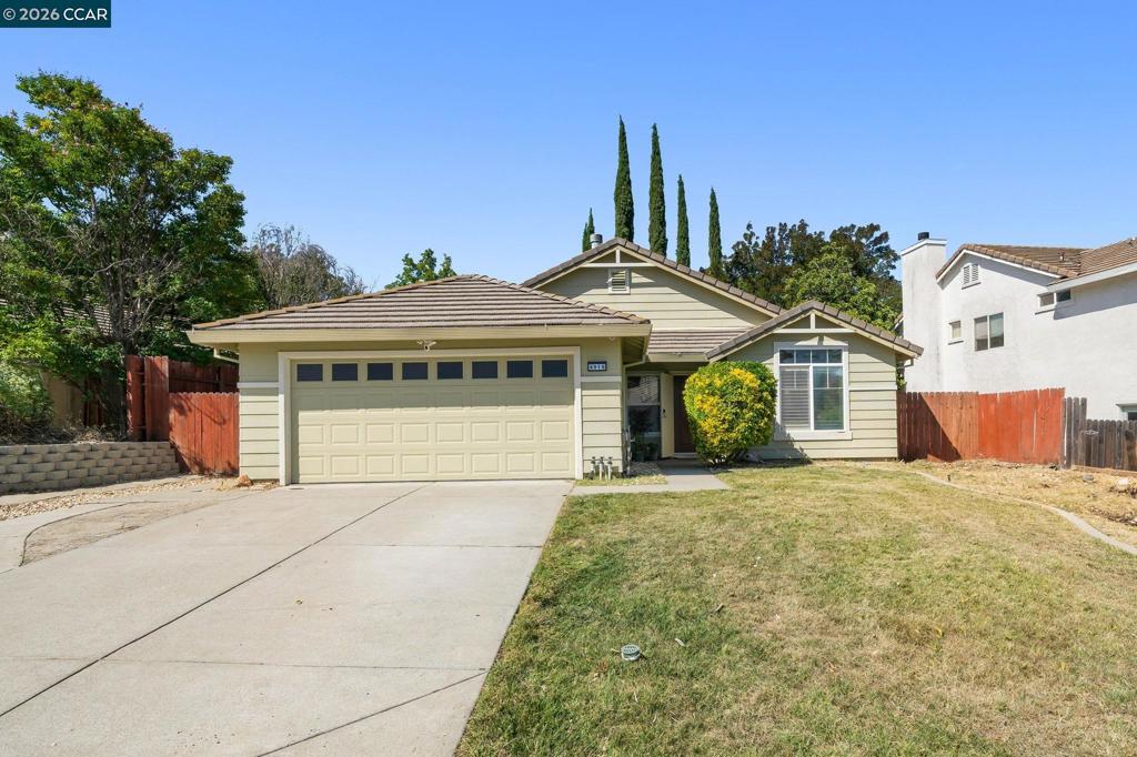 4916 Eastview Way Property Photo 1