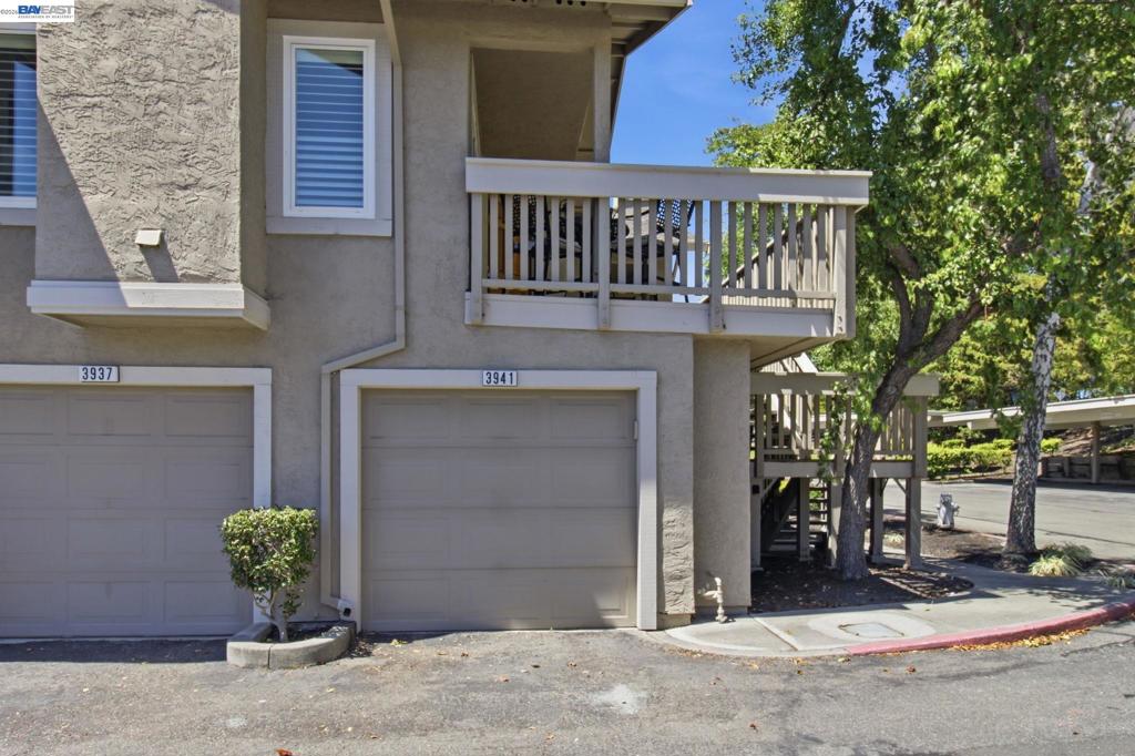 3941 Crow Canyon Rd. Property Photo 2