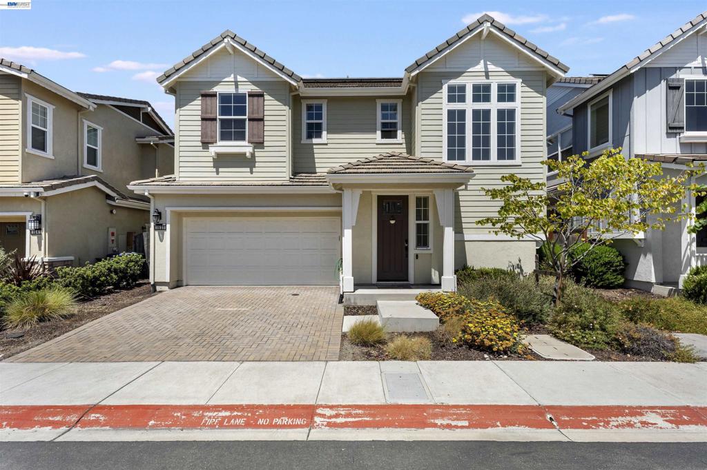 1631 Wonderland Way Property Photo 1