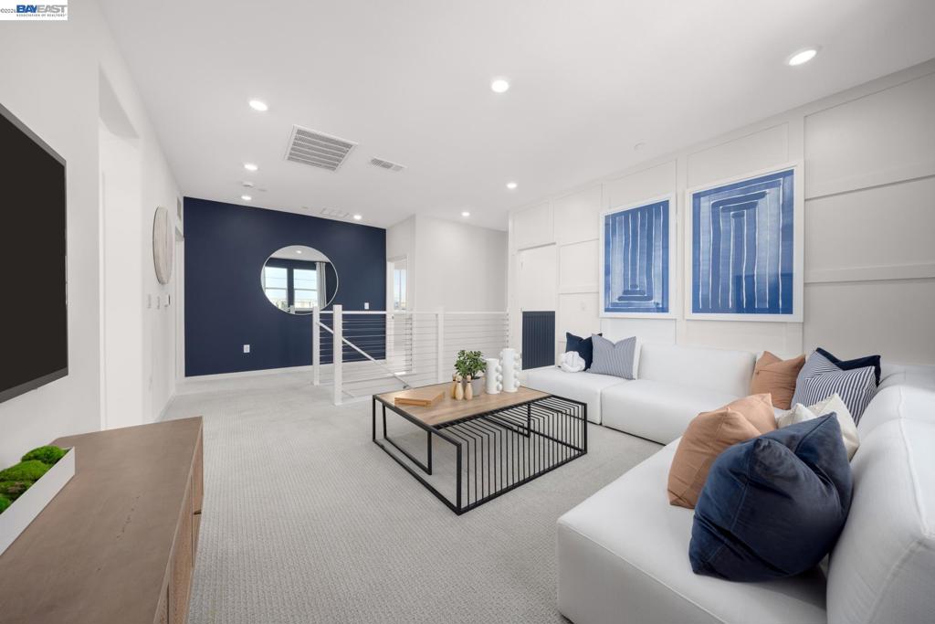 302 E Clydesdale Court Property Photo 16