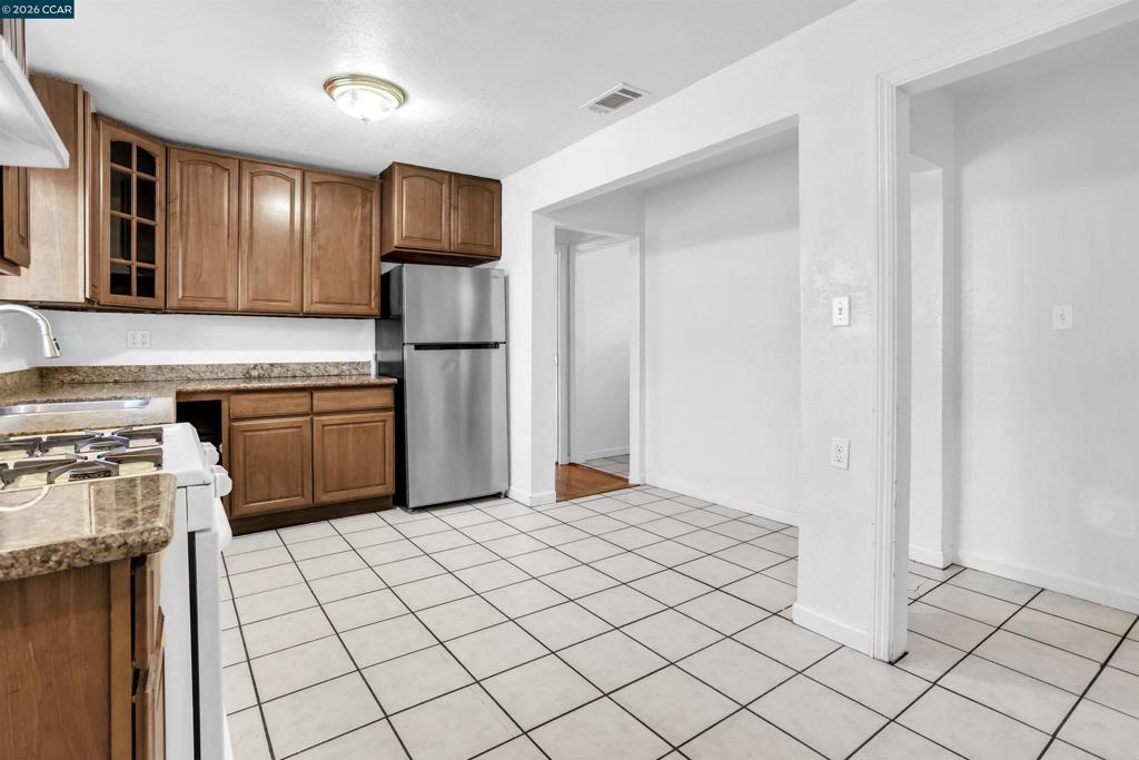 440 Marina Way Property Photo 6