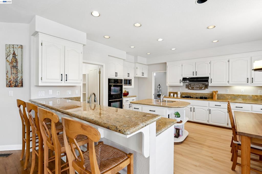 477 Obsidian Way Property Photo 14