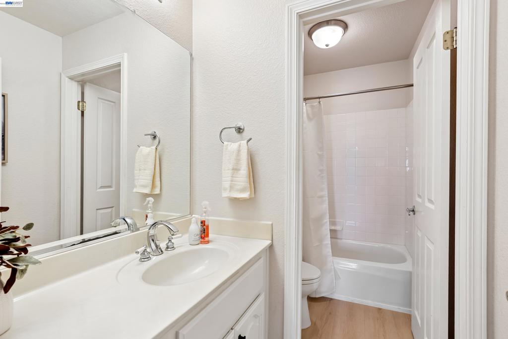 477 Obsidian Way Property Photo 20
