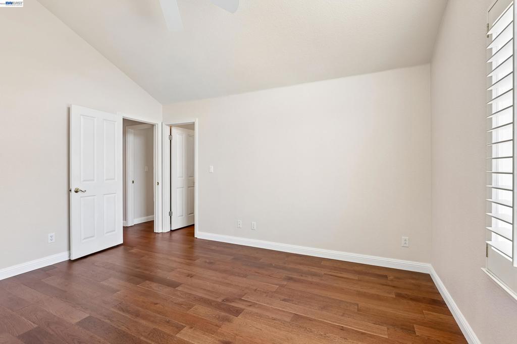 477 Obsidian Way Property Photo 33