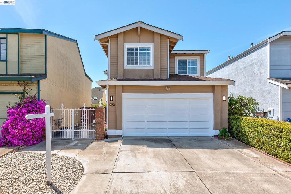 5440 Twilight Cmn Property Photo 1