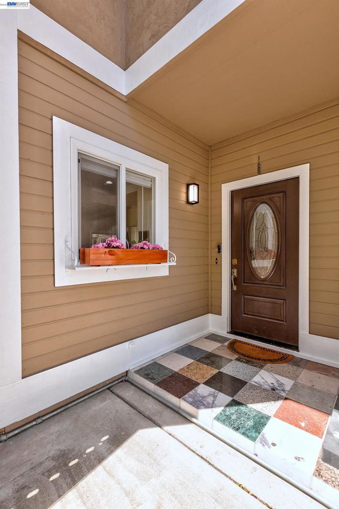 5440 Twilight Cmn Property Photo 5