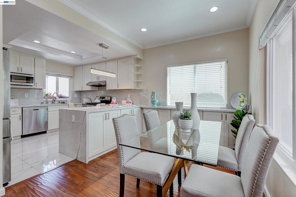 5440 Twilight Cmn Property Photo 19