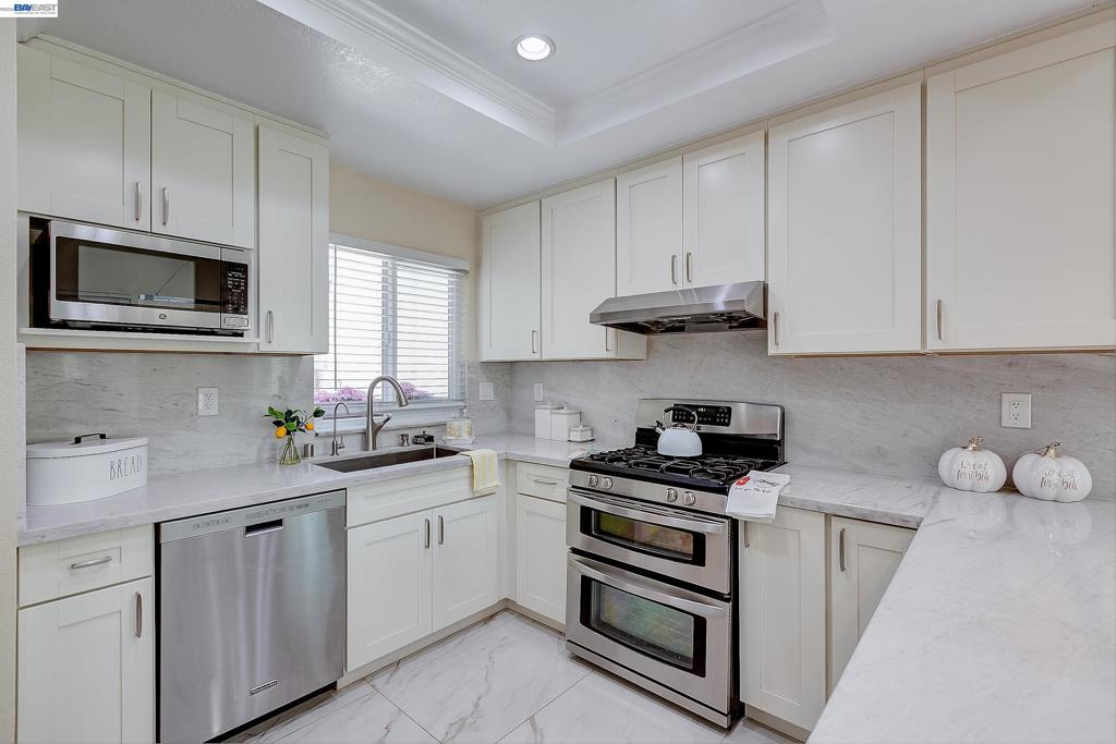 5440 Twilight Cmn Property Photo 25