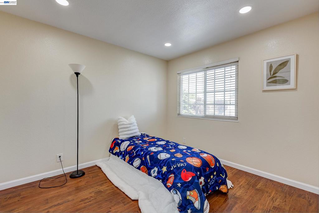 5440 Twilight Cmn Property Photo 37