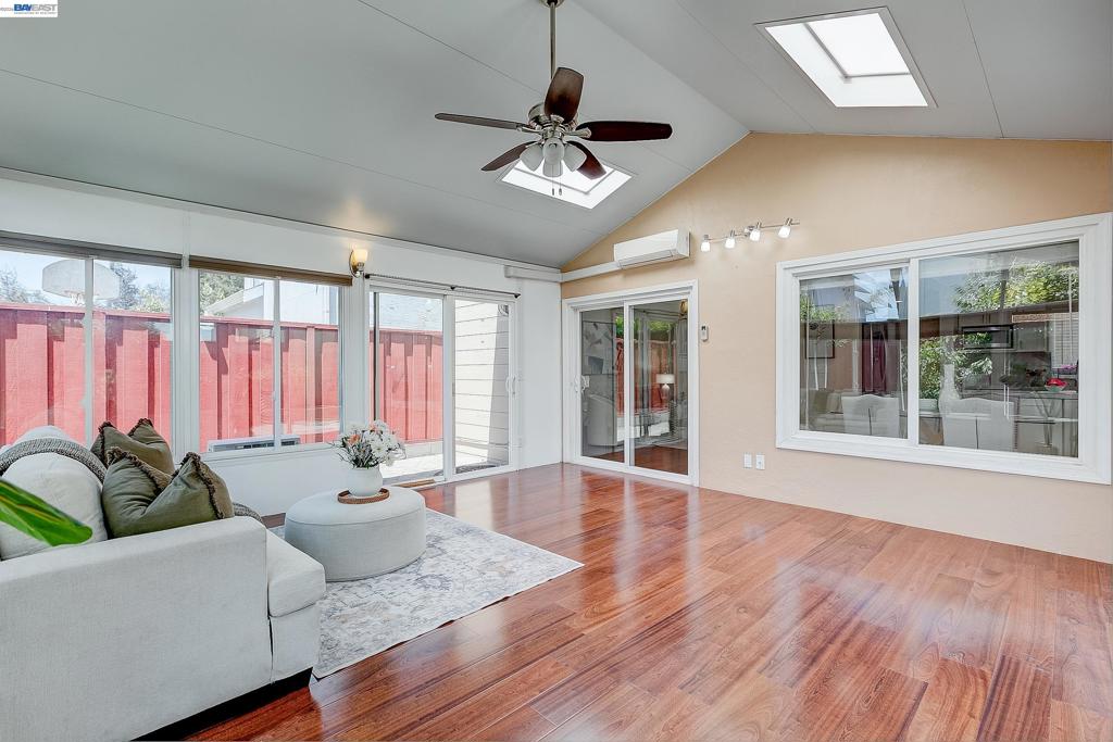5440 Twilight Cmn Property Photo 55
