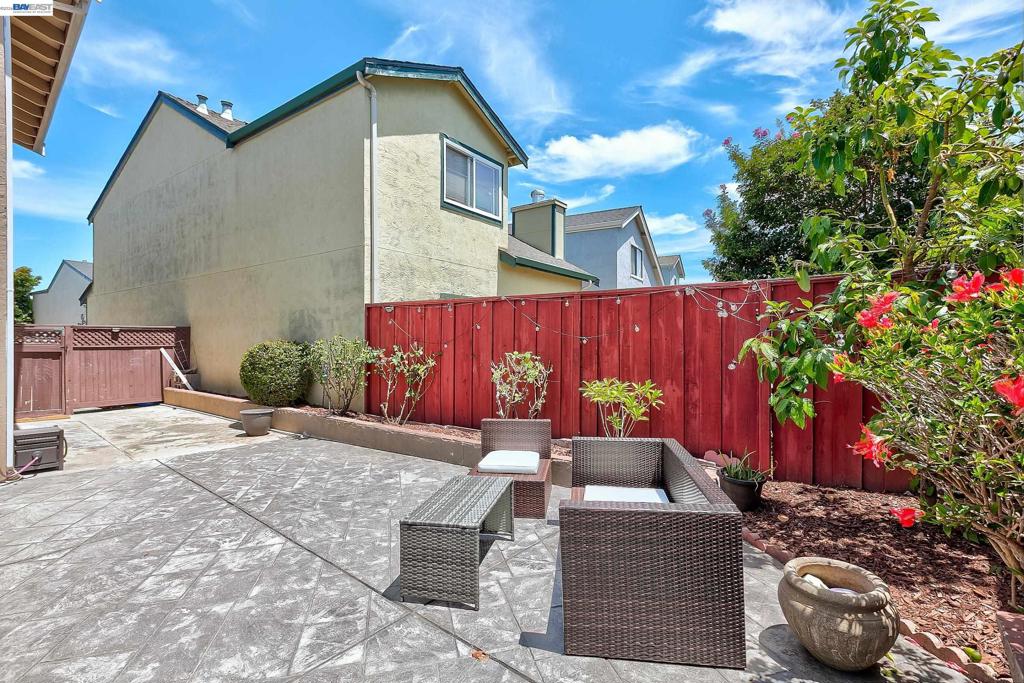 5440 Twilight Cmn Property Photo 62