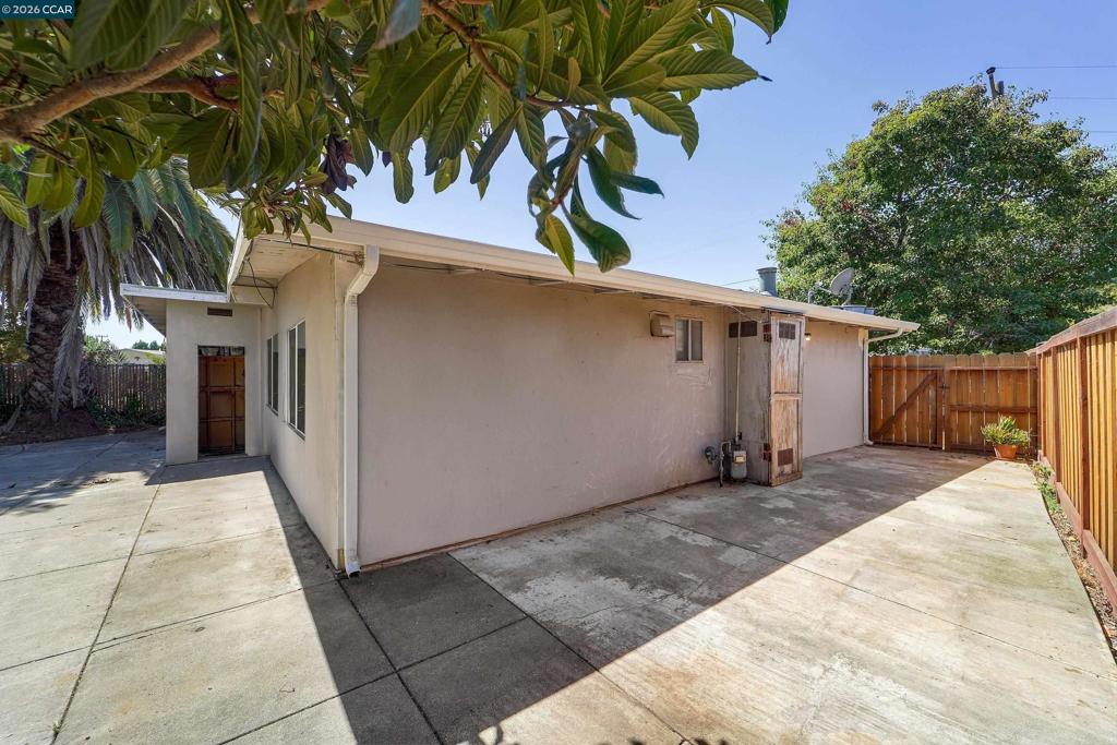 207 Los Altos Pl Property Photo 7
