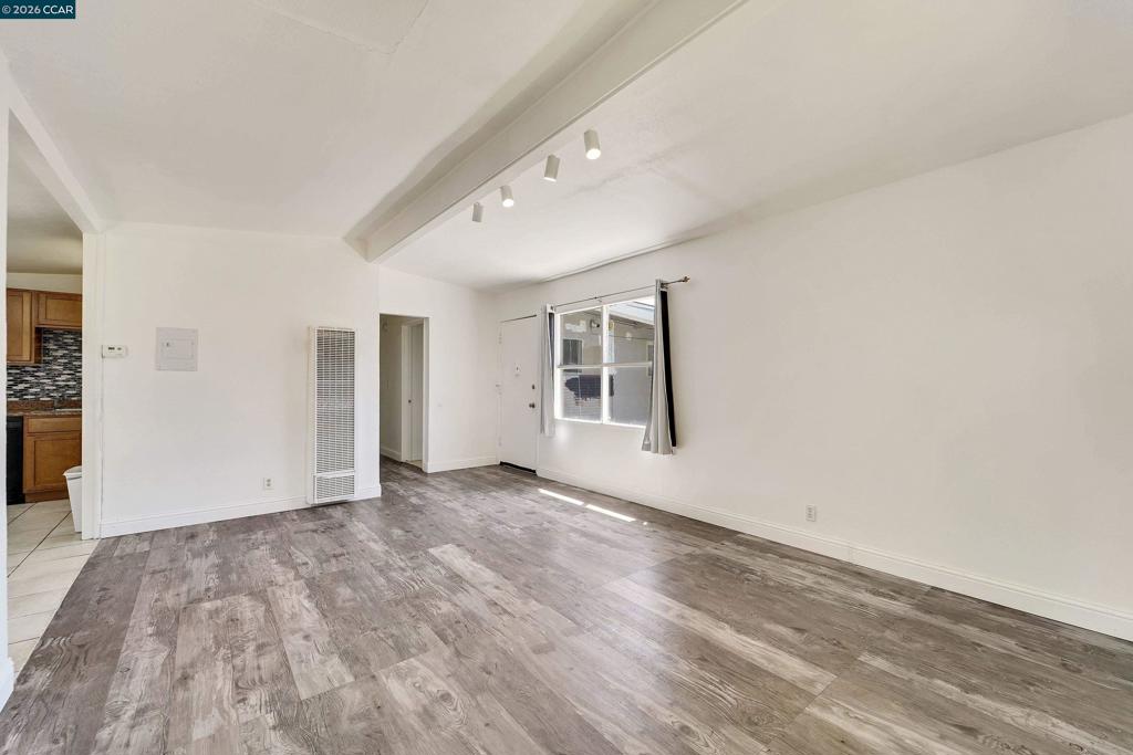207 Los Altos Pl Property Photo 9