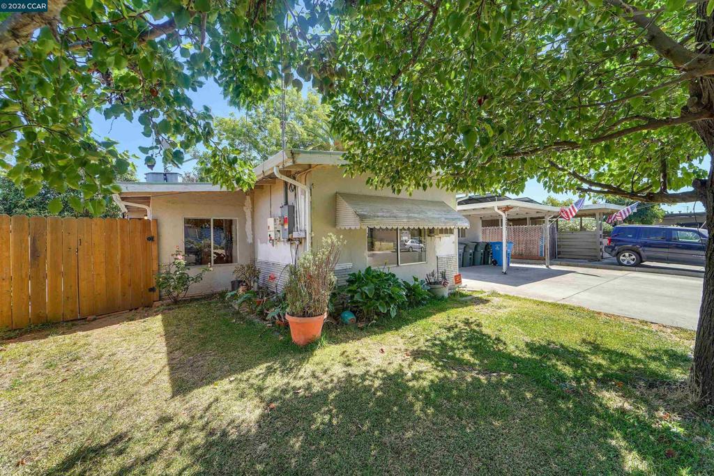 207 Los Altos Pl Property Photo 11