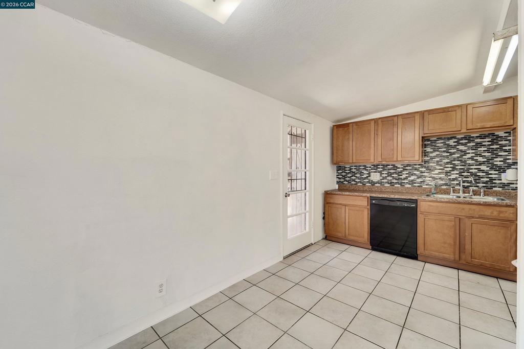 207 Los Altos Pl Property Photo 17