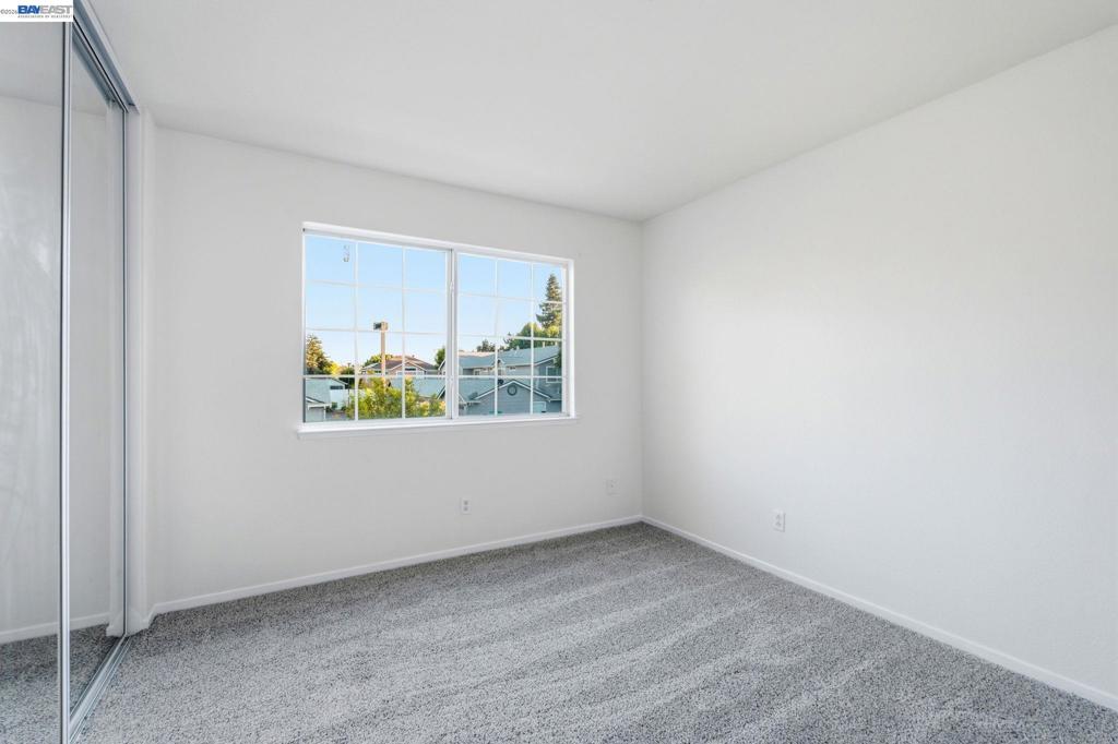 2215 Morningside Ct. Property Photo 27