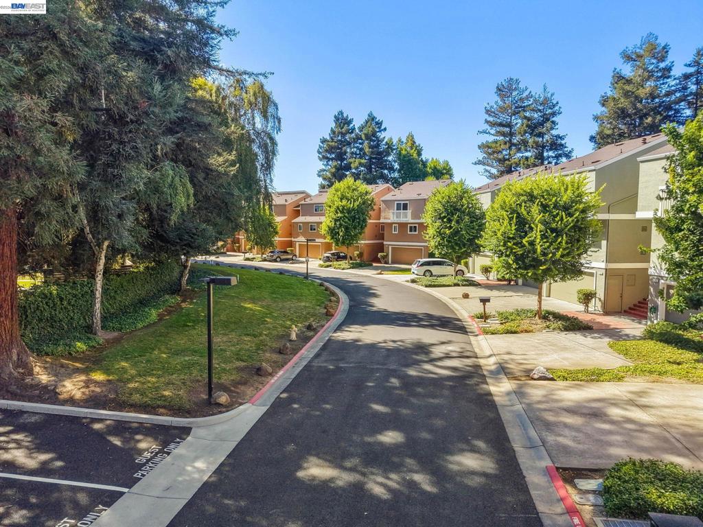 37886 Bright Cmn Property Photo 4