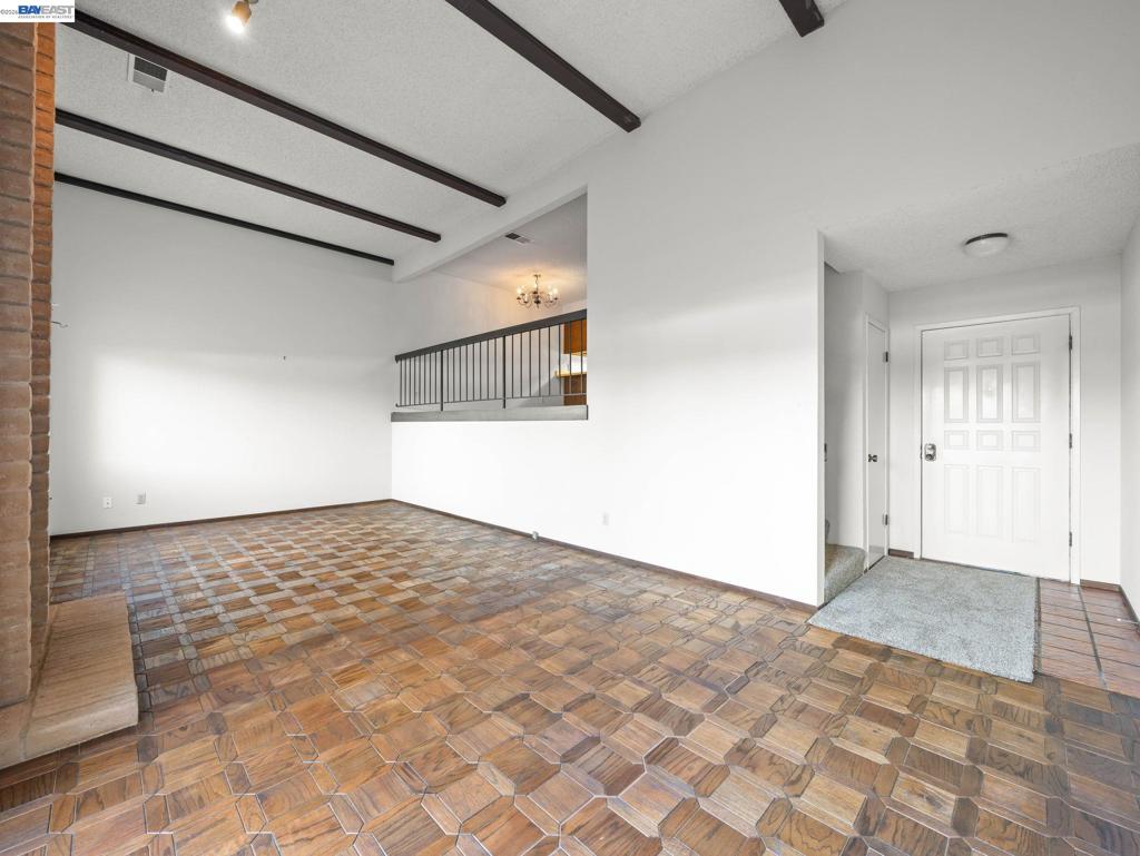 37886 Bright Cmn Property Photo 12