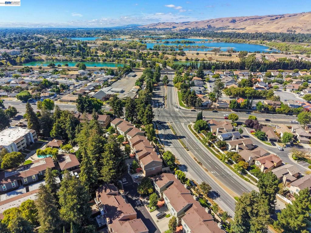 37886 Bright Cmn Property Photo 44